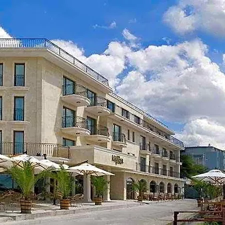 Hotel Mistral 4*